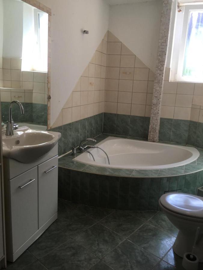 Wohnung In Кайзерслаутерн Екстериор снимка